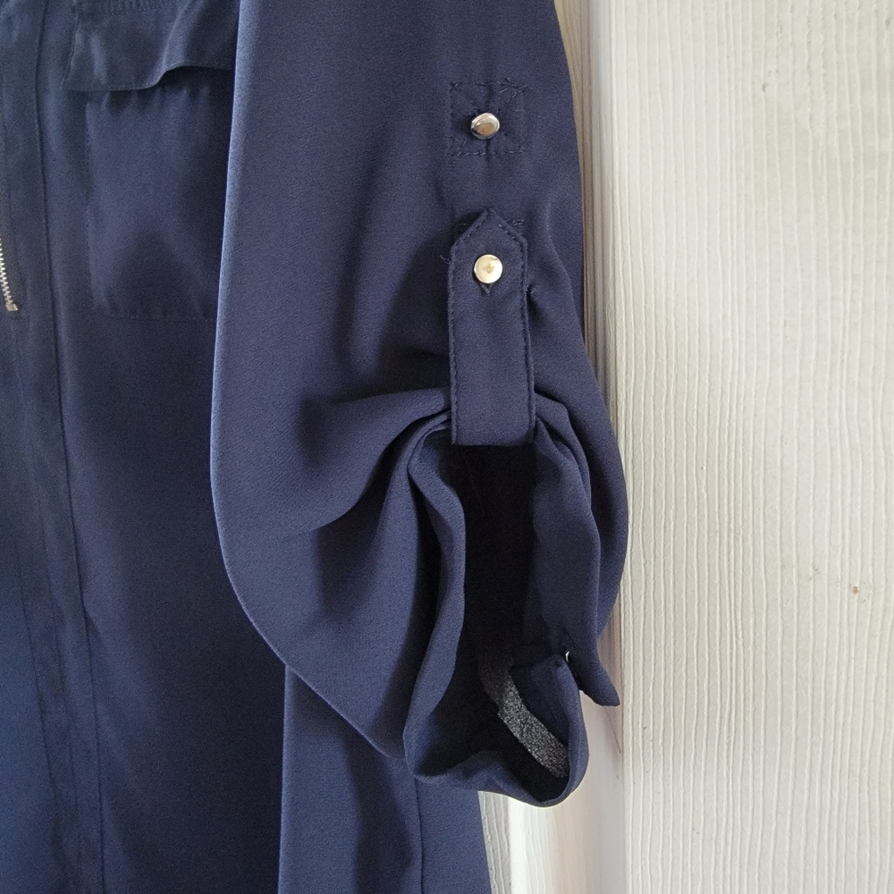 Blouse - Picture 3 of 3